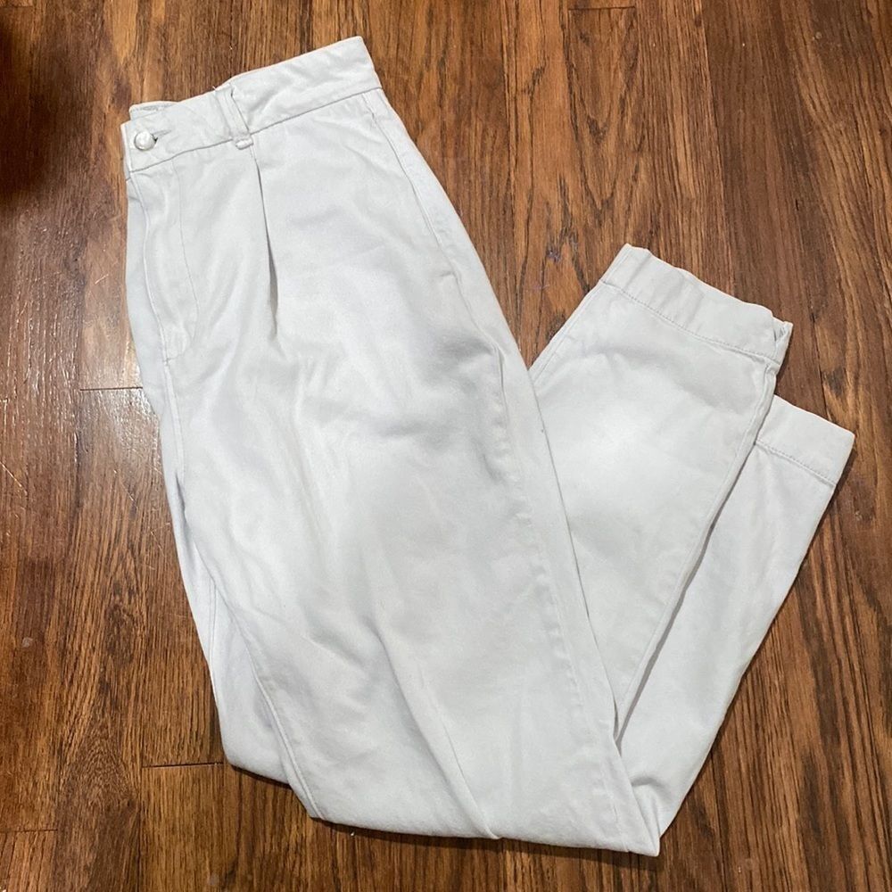Paige Denim Pleated Simone Pants in Platinum Grey Size 31